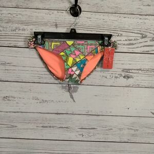 NWT: "Gossip" woman's bikini bottoms